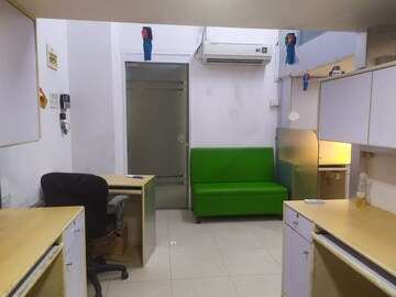 Team Area in  Office Space at Om Heera Panna Mall, Andheri West – for Rent