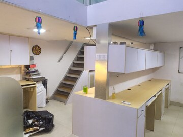 Team Area in  Office Space at Om Heera Panna Mall, Andheri West – for Rent