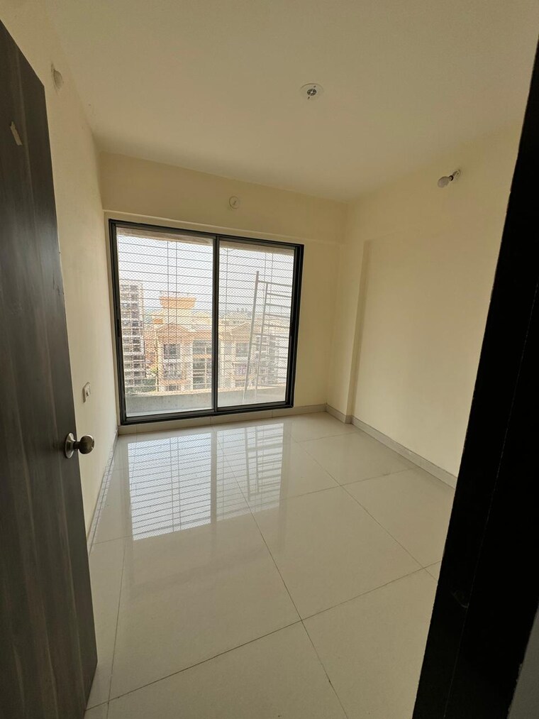 Room, ulwe sector 5 2 Bedroom 1300 Sq.Ft. Apartment In Ulwe Sector 5 Navi Mumbai 8370003