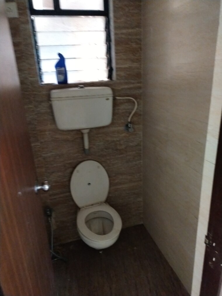Bathroom, raunak-city-sector-4-d6 2 Bedroom 905 Sq.Ft. Apartment In Kalyan West Thane 8370057