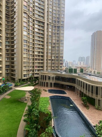 3 BHK Apartment For Sale in Runwal Elegante, Andheri West