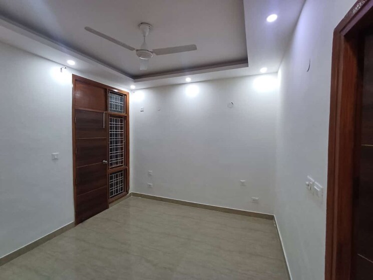 Room, unitech-south-city-ii 3 Bedroom 1356 Sq.Ft. Builder Floor In Sector 50 Gurgaon 8370122