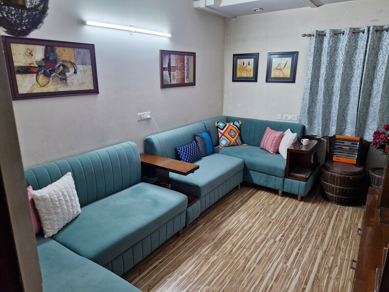 Living Room, pitampura 4 Bedroom 1650 Sq.Ft. Apartment In Pitampura Delhi 8370382
