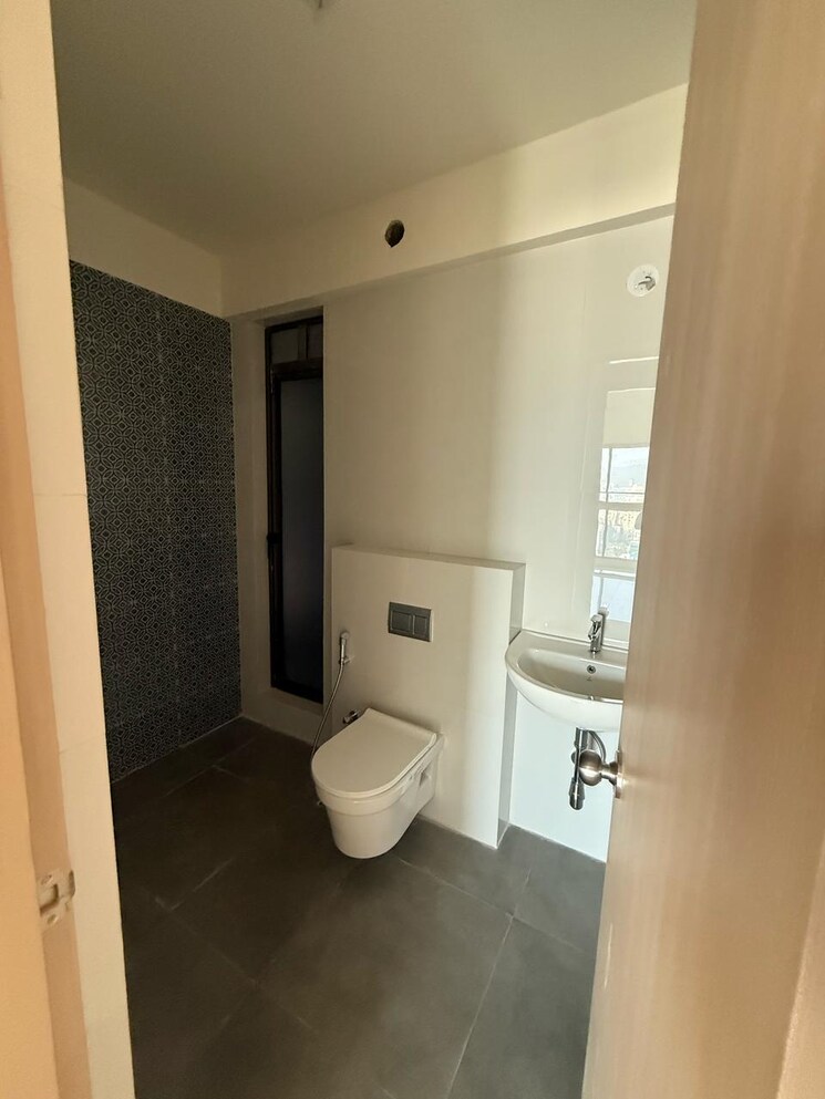 Bathroom, cci-rivali-park 2 Bedroom 770 Sq.Ft. Apartment In Borivali East Mumbai 8370170