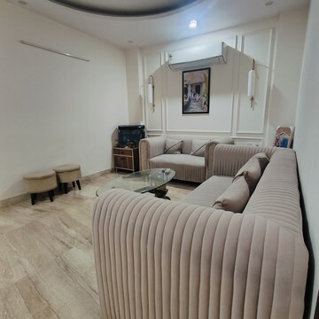 Team Area in 3 BHK Builder Floor at Malviya Nagar – for Rent