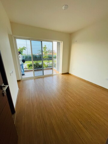 Room in 3 BHK Apartment at Godrej Meridien, Sector 106 – for Rent