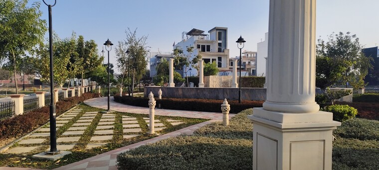Garden, wave-city  189 Sq.Mt. Plot In Wave City Ghaziabad 8370202