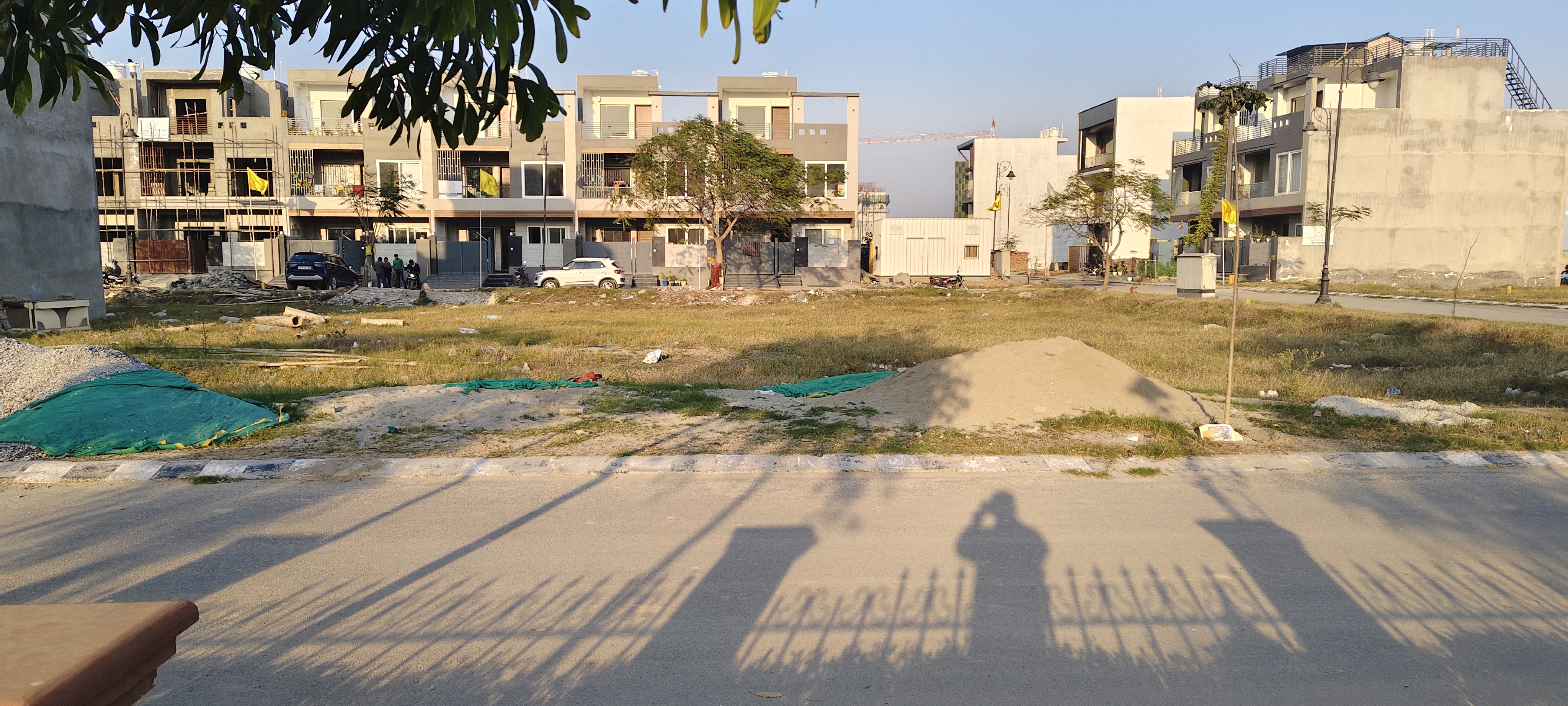 Plot For Sale in Wave City