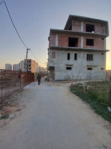  Plot – Exterior View View at Sector 10 Greater Noida - for Sale