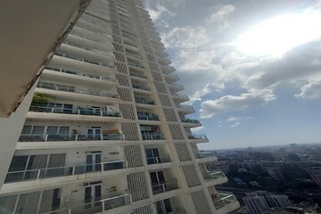 2 BHK Apartment For Rent in Omkar Alta Monte, Malad East