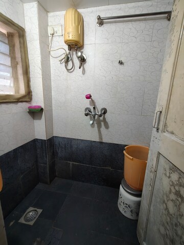Bathroom in 1 RK Apartment at Sankalp Nnp, Goregaon East – for Rent