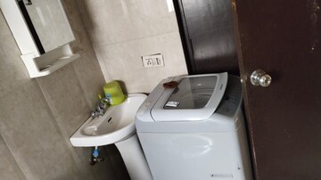 Master Bedroom in 2.5 BHK Apartment at Galaxy North Avenue ll, Gaur City 2  – for Sale