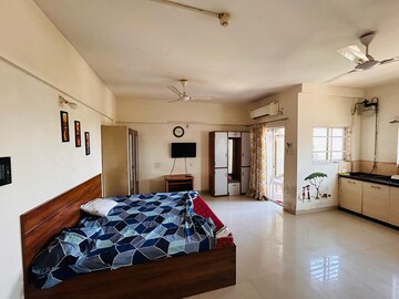 Bedroom in Studio Apartment at Amanora Metro Tower, Hadapsar – for Rent