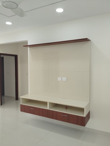 Furnished Amenities in 3 BHK Apartment at Prestige Tranquil, Kokapet – for Rent