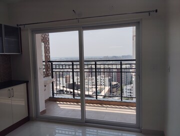 Room in 3 BHK Apartment at Prestige Tranquil, Kokapet – for Rent