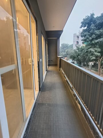 3 BHK Builder Floor For Rent in Saket