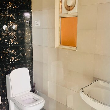 Attached Bathroom in 2 BHK Apartment at MIgsun Mannat, Omicron Iii Greater Noida – for Rent