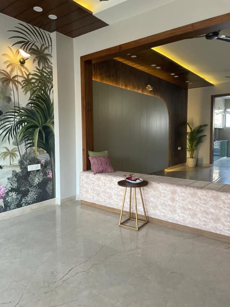 Living Room, saket 3 Bedroom 1500 Sq.Ft. Builder Floor In Saket Delhi 8370387