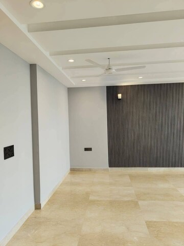 Room in 3 BHK Apartment at Sobha City Gurgaon, Sector 108 – for Rent