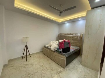 Furnished Amenities in 2 BHK Builder Floor at Saket – for Rent