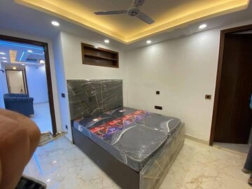 Bedroom in 2 BHK Builder Floor at Saket – for Rent