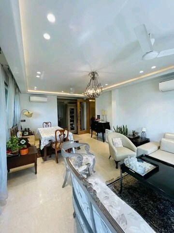 Master Bedroom in 2 BHK Builder Floor at Saket – for Rent