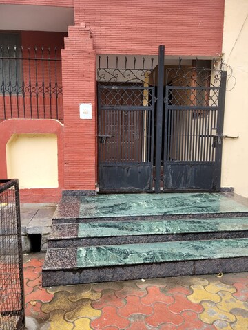 6+ BHK Villa – Exterior View View at Sector 82 - for Sale