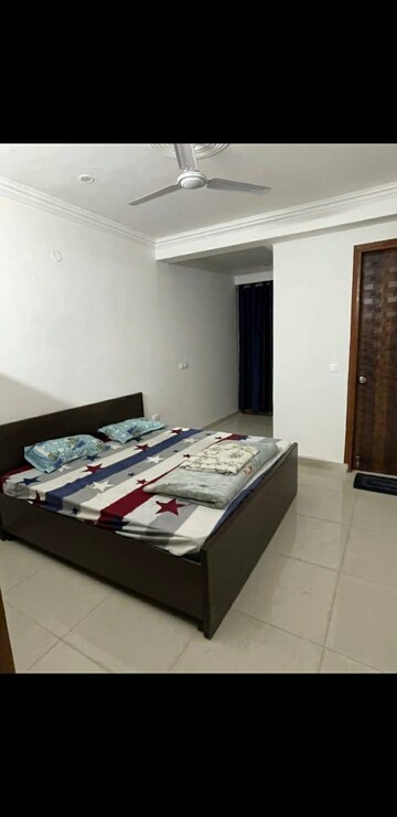 Bedroom in 4 BHK Apartment at Unitech Heritage City, Sector 25 – for Sale