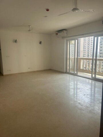 Room in 3 BHK Apartment at ATS Pristine, Sector 150 – for Rent