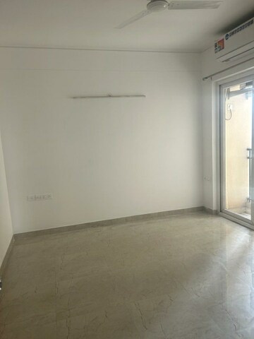 Room in 3 BHK Apartment at ATS Pristine, Sector 150 – for Rent