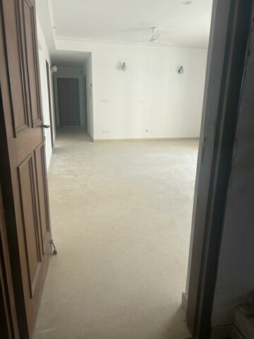 Room in 3 BHK Apartment at ATS Pristine, Sector 150 – for Rent