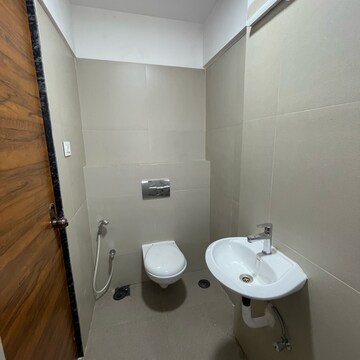 Bathroom in 3 BHK Apartment at Je And Vee Om Trimurti, Dindoshi – for Rent