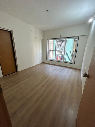 2 BHK Apartment For Rent in JP Eminence, Andheri West