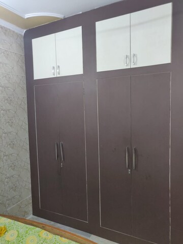 Furnished Amenities in 2 BHK Builder Floor at Mahavir Enclave 1 – for Rent