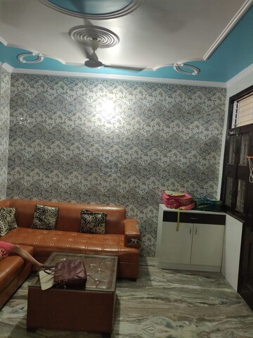 Furnished Amenities in 2 BHK Builder Floor at Mahavir Enclave 1 – for Rent