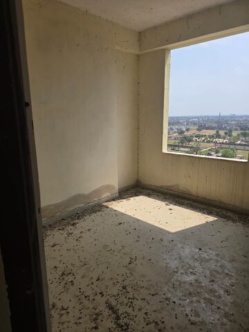 Room in 3 BHK Apartment at Muhana – for Sale