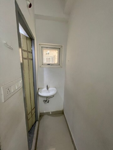 Bathroom in 1 BHK Apartment at SM Homes Kondapur, Kondapur – for Rent