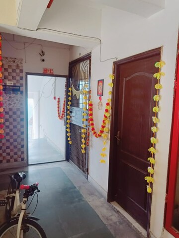 Bedroom in 3.5 BHK Apartment at Amrapali Eden Park, Sector 50 – for Sale