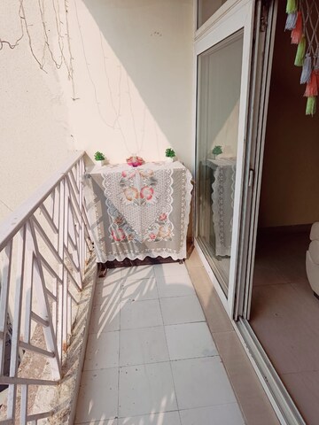 Balcony in 3.5 BHK Apartment at Amrapali Eden Park, Sector 50 – for Sale