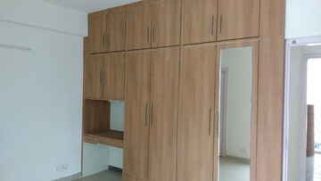 Furnished Amenities in 3 BHK Apartment at Sector 81 – for Sale