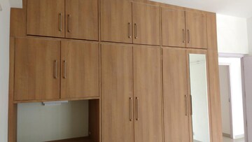 Furnished Amenities in 3 BHK Apartment at Sector 81 – for Sale