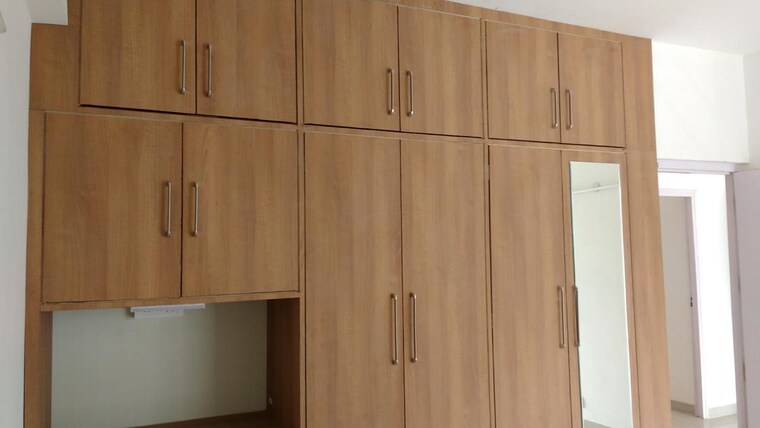 undefined, sector 81 3 Bedroom 300 Sq.Yd. Apartment In Sector 81 Faridabad 8371613