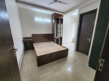Living Room in 2 BHK Builder Floor at Sushant Lok 2, Sector 57 – for Rent