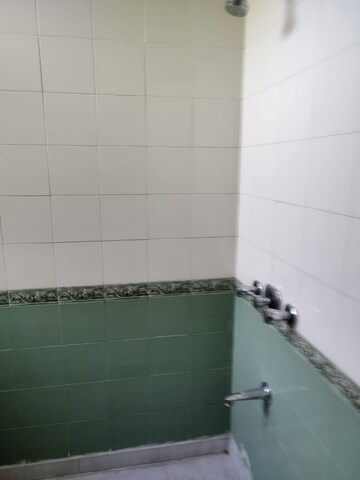 Bathroom in 3 BHK Builder Floor at Dlf Phase ii – for Sale