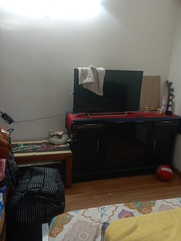 Furnished Amenities in 3 BHK Apartment at Ahinsa Khand 1 – for Rent