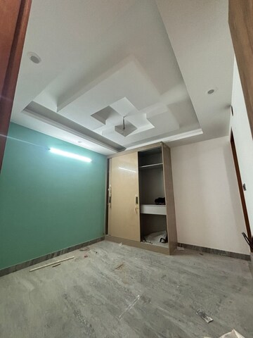 Room in 3 BHK Apartment at Palm Residency Chhatarpur, Chattarpur – for Rent