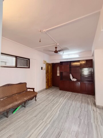 Bedroom in 2 BHK Apartment at Bhagwati CHS, Andheri West – for Rent