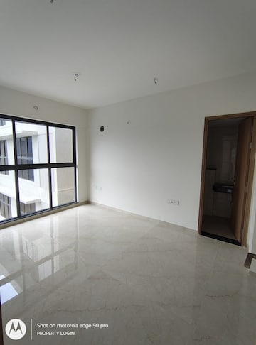 Room in 2 BHK Apartment at Godrej Urban Park, Chandivali – for Rent