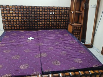 Bedroom in 2 BHK Apartment at Palm Residency Chhatarpur, Chattarpur – for Rent