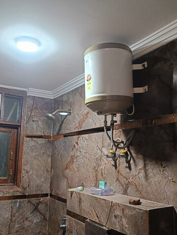 Bathroom in 2 BHK Apartment at Palm Residency Chhatarpur, Chattarpur – for Rent
